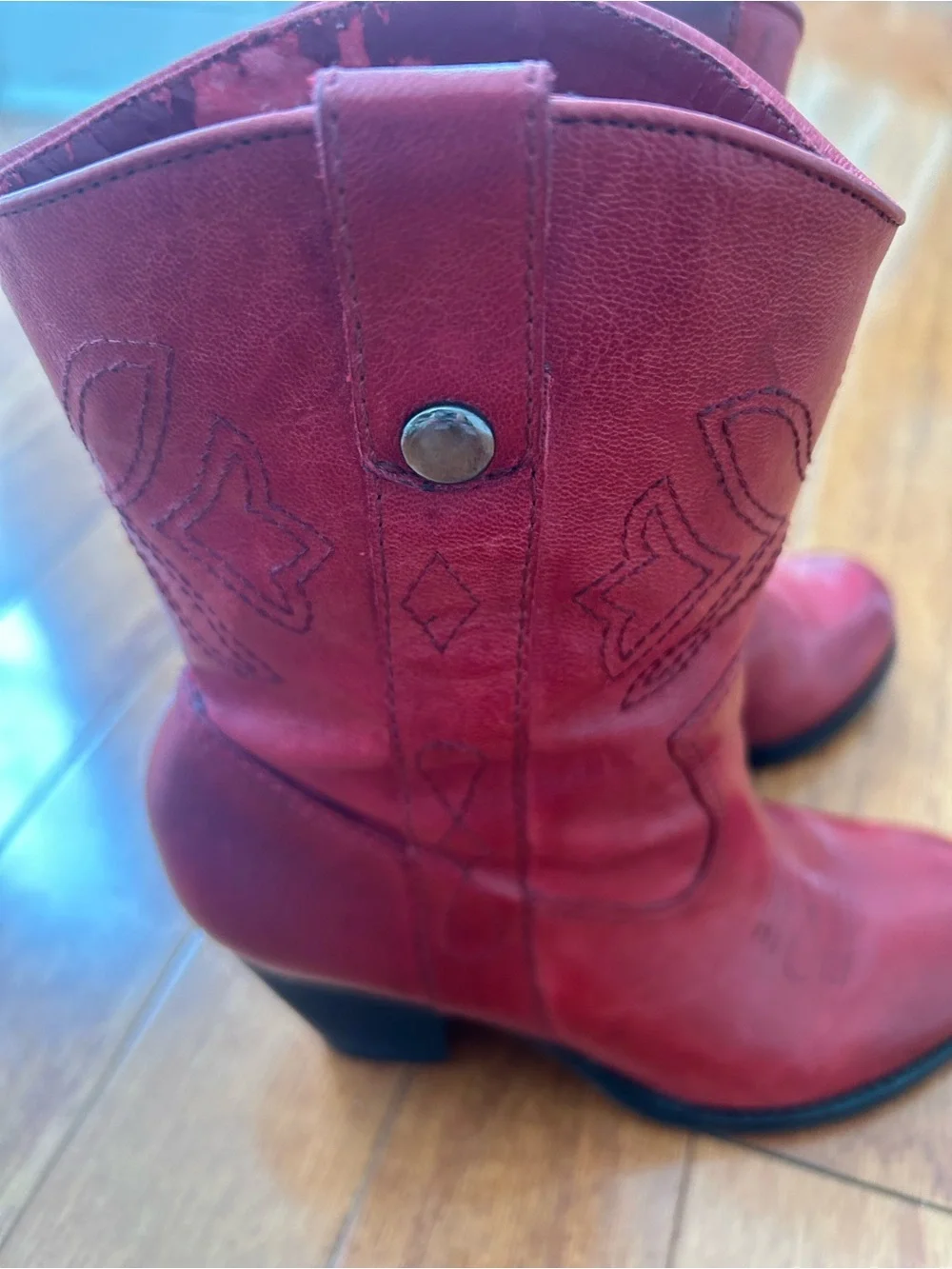 Red Women's Leather Cowboy Boots ankle boots. Leather uppers, man made lining.
